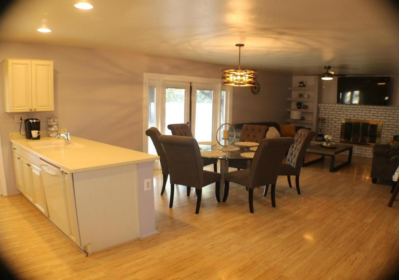 Tempe Escape With Heated Pool, Billiards & Firepit Fun Villa Exterior foto